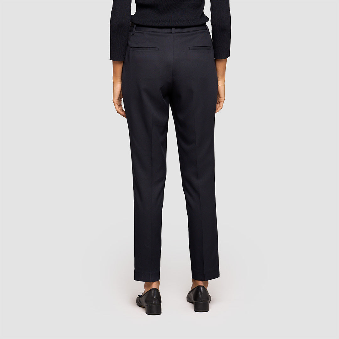 Cropped Slim Leg Pant